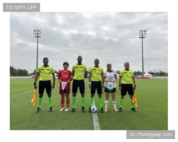 特写：英超“跑动之星”社区活动在伦敦启动，鼓励青少年参与运动