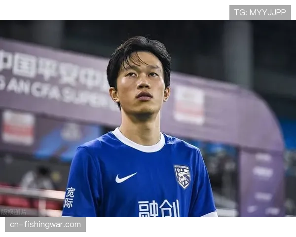 谢鹏飞接受专访，谈转会上海申花后的适应过程与目标